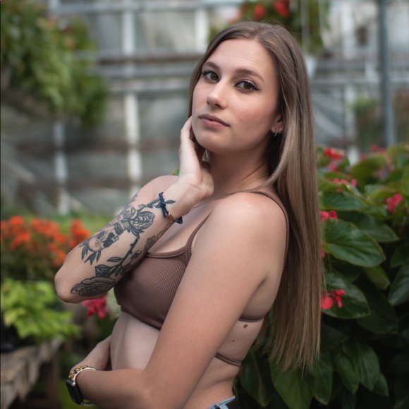 Meet the Posher 🤍 - Picture 4 of 4